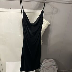 saint 21 black backless dress